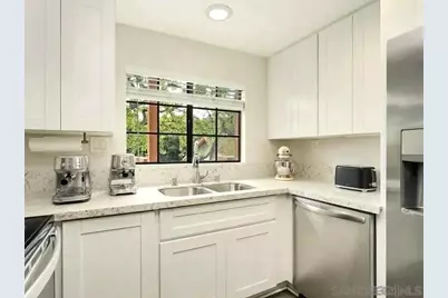  2822 Winthrop Ave, Carlsbad, CA 92010 - Photo 20