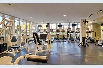  700 W Harbor Dr #2503, San Diego, CA 92101 - Photo 20