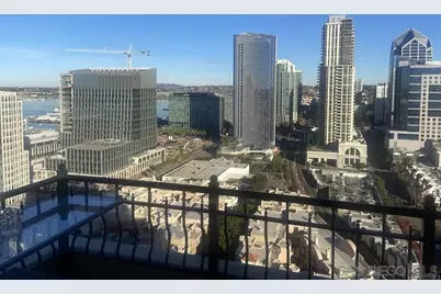  700 W Harbor Dr #2503, San Diego, CA 92101 - Photo 4