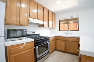 1943 Buckskin Glen, Escondido, CA 92027 - Photo 8
