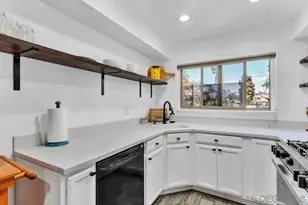 3232 Loma Riviera Dr, San Diego, CA 92110 - Photo 12