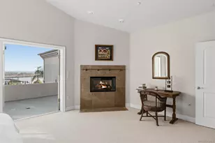 1128 Las Flores, Carlsbad, CA 92008 - Photo 18