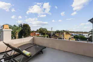 1128 Las Flores, Carlsbad, CA 92008 - Photo 2