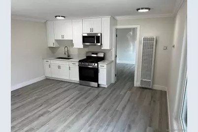  525 S Freeman St, Oceanside, CA 92054 - Photo 2