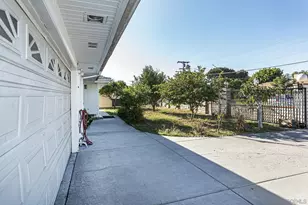 166 Via De Laurencio, Chula Vista, CA 91910 - Photo 36