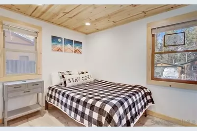  298 Maple, Sugarloaf, CA 92386 - Photo 12