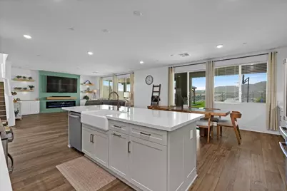  712 Meadowood St., Fallbrook, CA 92028 - Photo 8