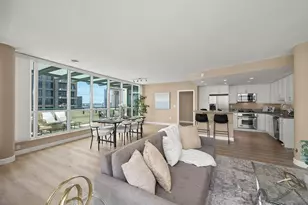 555 Front St, San Diego, CA 92101 - Photo 14