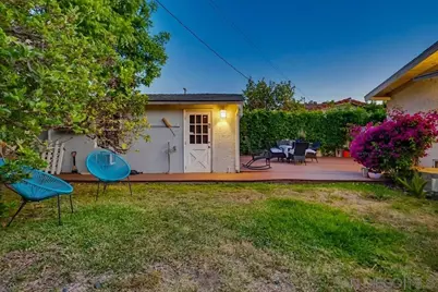  206 N Wilton Pl, Los Angeles, CA 90004 - Photo 18