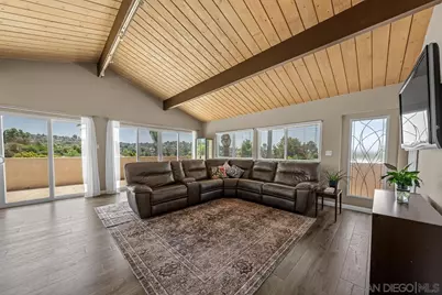  10042 Casa De Oro Blvd, Spring Valley, CA 91977 - Photo 2
