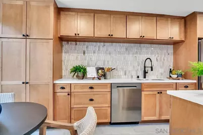  1225 Pacific Beach Dr. #1-O, San Diego, CA 92109 - Photo 4