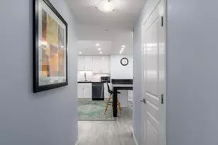 555 Front St, San Diego, CA 92101 - Photo 20