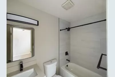  185 Saxony Rd, Encinitas, CA 92024 - Photo 14