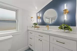 305 Pomona Ave, Coronado, CA 92118 - Photo 14