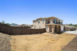 2522 Blackbird Glen, Escondido, CA 92029 - Photo 6