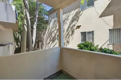  4930 W Point Loma Blvd, San Diego, CA 92107 - Photo 42