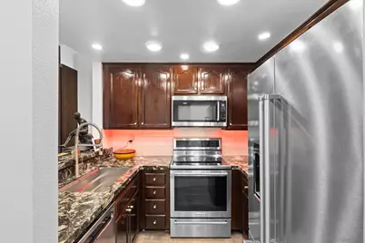  5875 Friars #4410, San Diego, CA 92110 - Photo 8