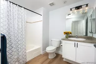 2400 5th Ave, San Diego, CA 92101 - Photo 8