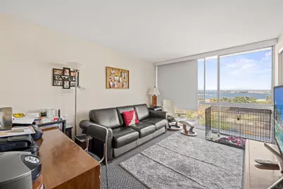  1750 Avenida Del Mundo #309, Coronado, CA 92118 - Photo 10
