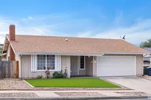 729 Kimball St, Escondido, CA 92027 - Photo 2
