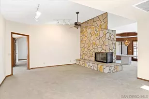 17648 Valle Verde Rd, Poway, CA 92064 - Photo 8