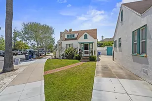 1033-39 Isabella, Coronado, CA 92118 - Photo 6