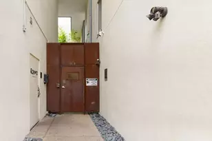 941 W Hawthorn St, San Diego, CA 92101 - Photo 4