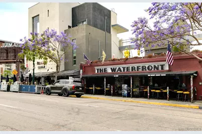  941 W Hawthorn St #8, San Diego, CA 92101 - Photo 2