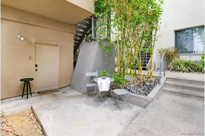  941 W Hawthorn St #8, San Diego, CA 92101 - Photo 6