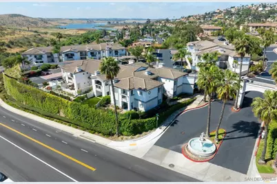  2708 Lake Pointe #209, Spring Valley, CA 91977 - Photo 8
