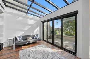 8963 Caminito Fresco, La Jolla, CA 92037 - Photo 10