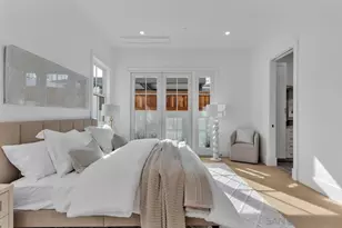 1054 Isabella Ave, Coronado, CA 92118 - Photo 44