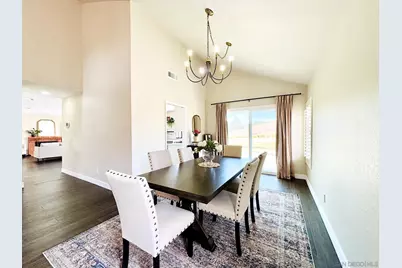 672 Chateau Place, Escondido, CA 92029 - Photo 14