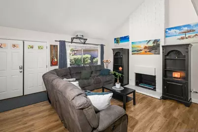  245 Festival Dr, Oceanside, CA 92057 - Photo 4