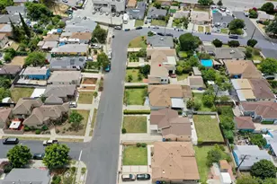 1833 Jones, Los Angeles, CA 90032 - Photo 30
