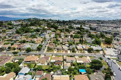  1833 Jones, Los Angeles, CA 90032 - Photo 32