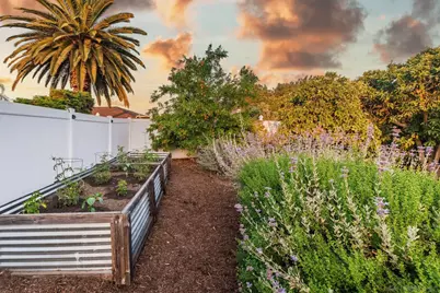  187 Del Sureno, Fallbrook, CA 92028 - Photo 22