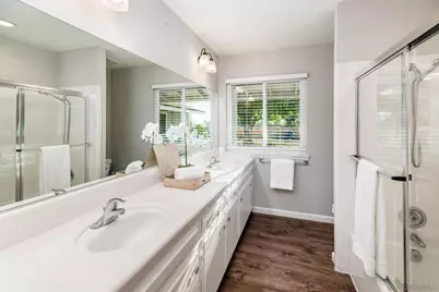  187 Del Sureno, Fallbrook, CA 92028 - Photo 16