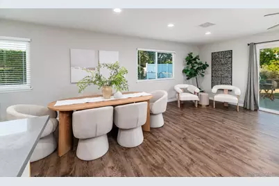  187 Del Sureno, Fallbrook, CA 92028 - Photo 10