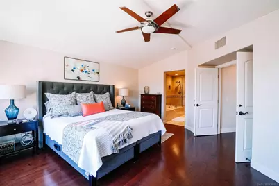  5437 Caminito Bayo, La Jolla, CA 92037 - Photo 22