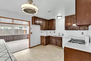 901 St George Ct, Spring Valley, CA 91977 - Photo 10