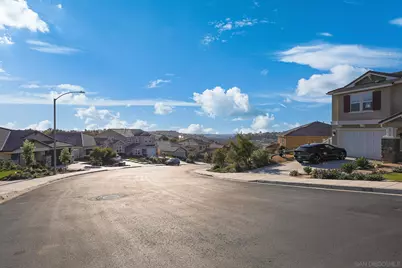  893 Woodhaven Rd, San Marcos, CA 92069 - Photo 32