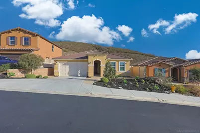  893 Woodhaven Rd, San Marcos, CA 92069 - Photo 2