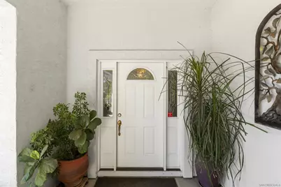  10525 Burned Oak Lane, Escondido, CA 92026 - Photo 8