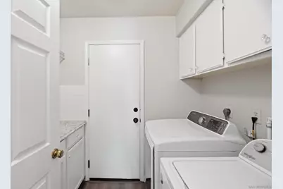  953 Gallery, Oceanside, CA 92057 - Photo 18