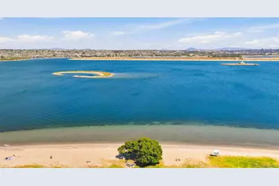  3634 Crown Point Dr, San Diego, CA 92109 - Photo 44