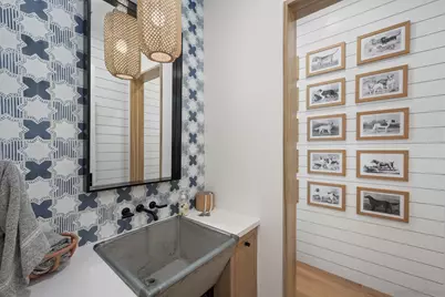  15550 El Camino Real, Rancho Santa Fe, CA 92067 - Photo 14