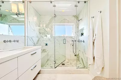  231 Bonair St, La Jolla, CA 92037 - Photo 38