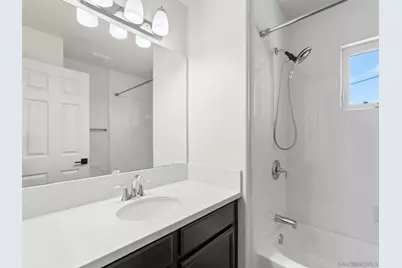  707 Magnolia Ave, Carlsbad, CA 92008 - Photo 14