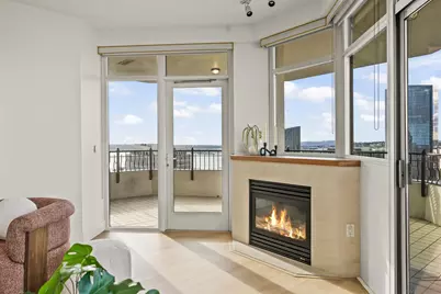  700 W Harbor #2501, San Diego, CA 92101 - Photo 6